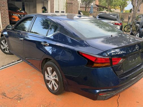 Blue 2019 Nissan Altima 2.5 S