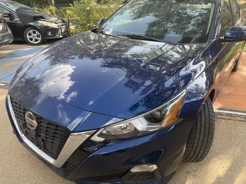 Blue 2019 Nissan Altima 2.5 S