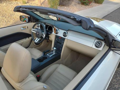 2008 Ford Mustang Base