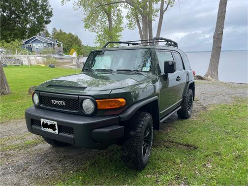 2010 Toyota FJ Cruiser Base