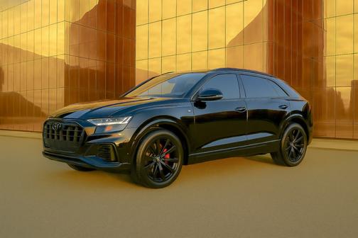 2025 Audi Q8 55 Premium Plus