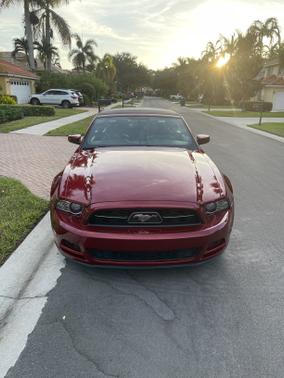 2014 Ford Mustang V6 Premium