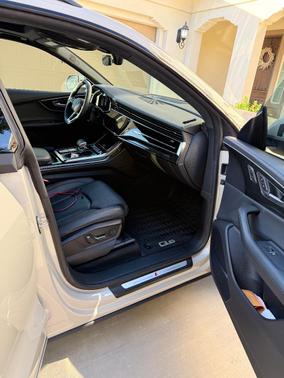 Beige 2023 Audi Q8 55 Prestige