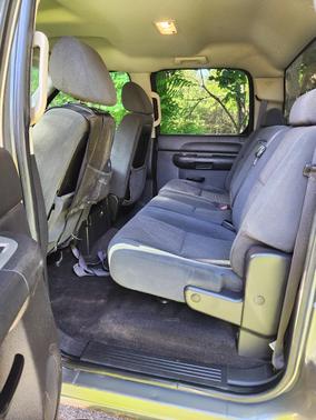 Gray 2007 Chevrolet Silverado 2500 LTZ H/D Crew Cab
