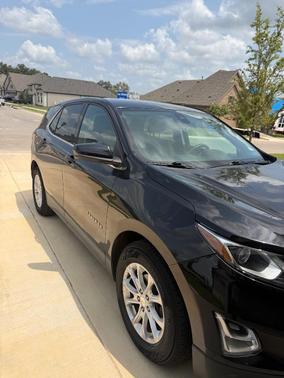 Black 2020 Chevrolet Equinox 1LT