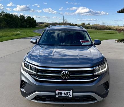 Gray 2023 Volkswagen Atlas 3.6L SE w/Technology