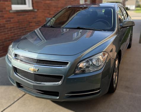 Green 2009 Chevrolet Malibu 1LT