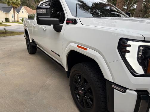 2024 GMC Sierra 2500 AT4