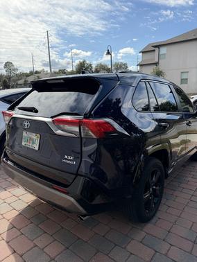 2019 Toyota RAV4 Hybrid XSE