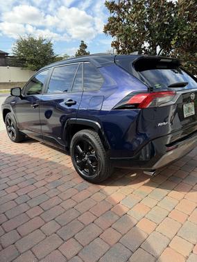 2019 Toyota RAV4 Hybrid XSE