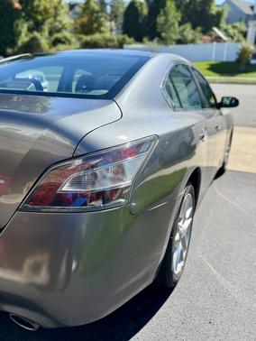 Gray 2014 Nissan Maxima S