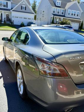 Gray 2014 Nissan Maxima S