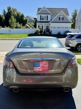 Gray 2014 Nissan Maxima S
