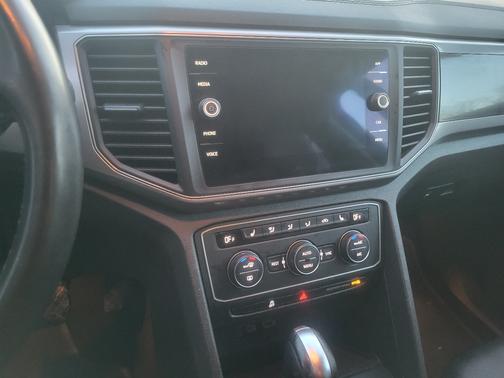 2019 Volkswagen Atlas 3.6L SE w/Technology