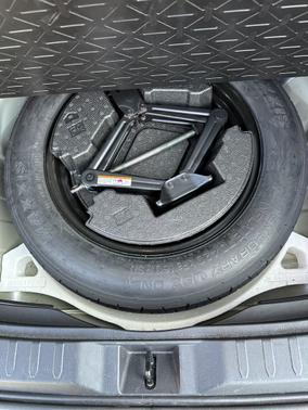 2019 Toyota RAV4 Hybrid XLE