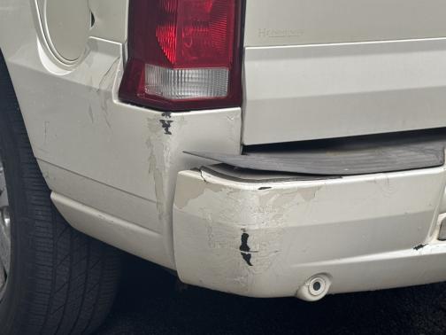 2005 Cadillac Escalade Base