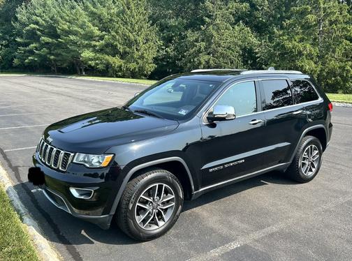 Black 2019 Jeep Grand Cherokee Limited