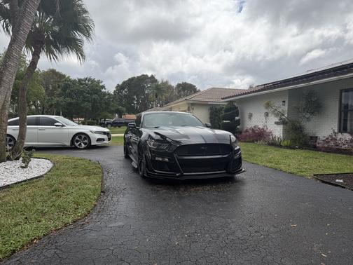 2015 Ford Mustang EcoBoost Premium