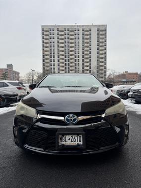 2016 Toyota Camry Hybrid SE