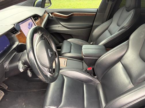 2021 Tesla Model X Long Range Plus