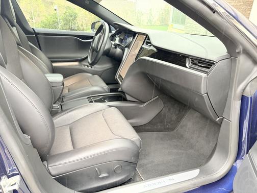 2018 Tesla Model S 75D