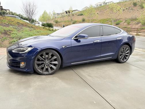 2018 Tesla Model S 75D