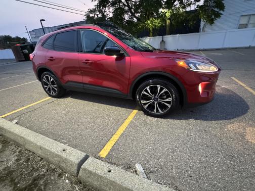 2022 Ford Escape SEL