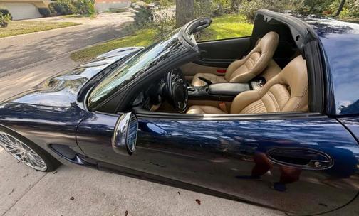 Blue 2001 Chevrolet Corvette Base