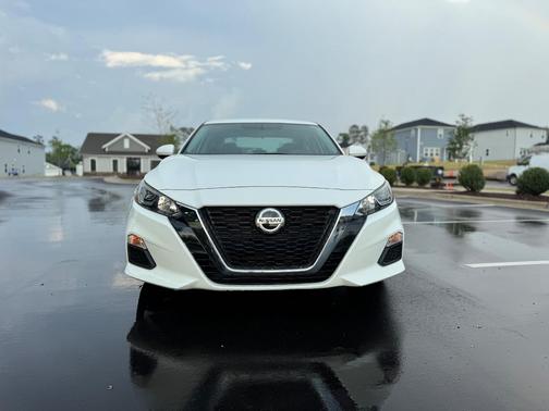 White 2020 Nissan Altima 2.5 S