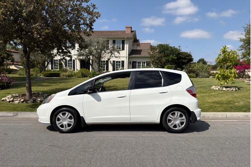 White 2009 Honda Fit Base