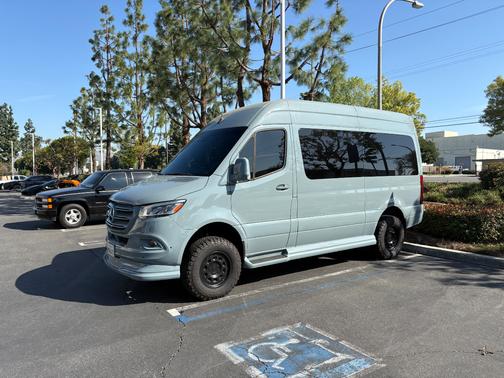 2023 Mercedes-Benz Sprinter 2500 Standard Roof