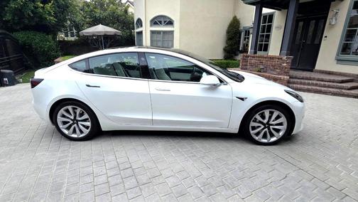 White 2020 Tesla Model 3 Standard Range Plus