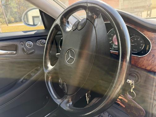 2006 Mercedes-Benz CLS-Class CLS500