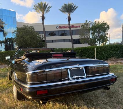 Black 1995 Jaguar XJS 4.0L Cabriolet