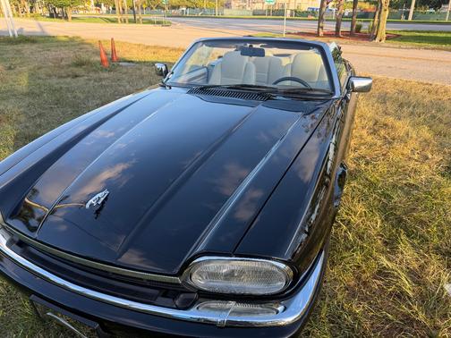 Black 1995 Jaguar XJS 4.0L Cabriolet