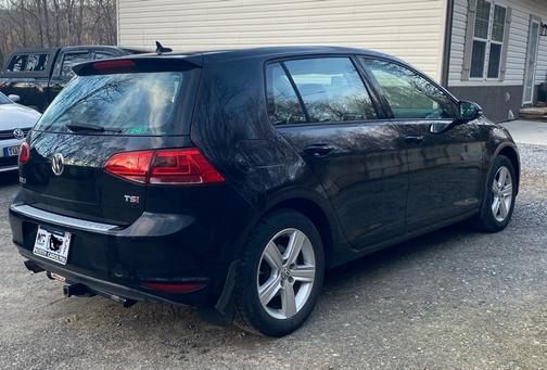 2017 Volkswagen Golf TSI Wolfsburg Edition 4-Door