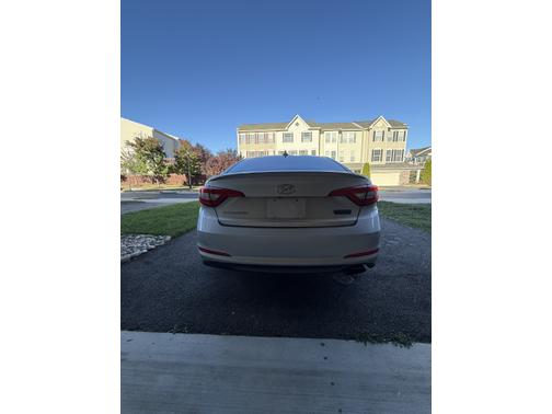 2016 Hyundai SONATA SE