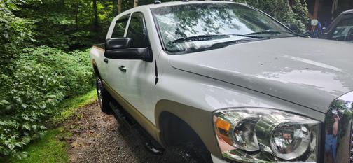 2008 Dodge Ram 1500 SLT Mega Cab