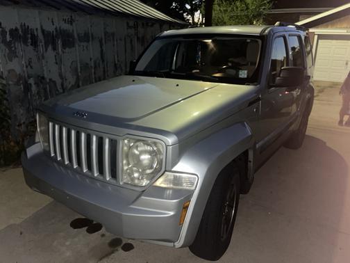 2008 Jeep Liberty Sport