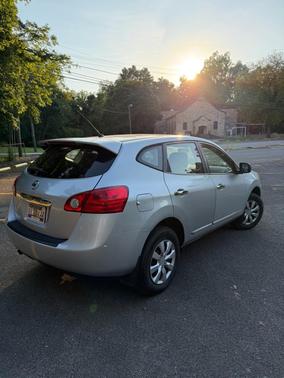 Silver 2012 Nissan Rogue S