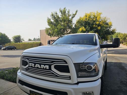 2018 RAM 2500 Laramie