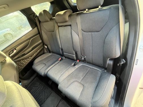 2019 Hyundai SANTA FE SE 2.4