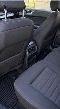 Blue 2017 Ford Edge SE