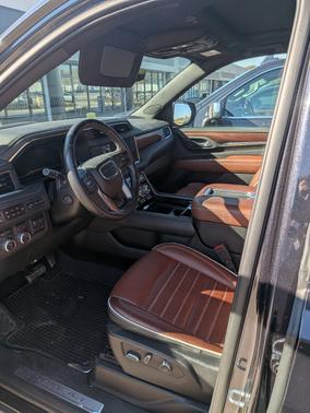 2023 GMC Yukon Denali Ultimate