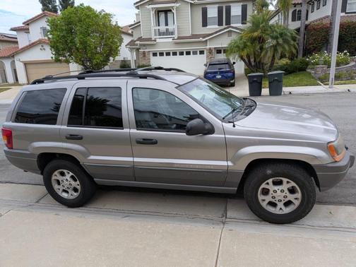 Gray 1999 Jeep Grand Cherokee Laredo
