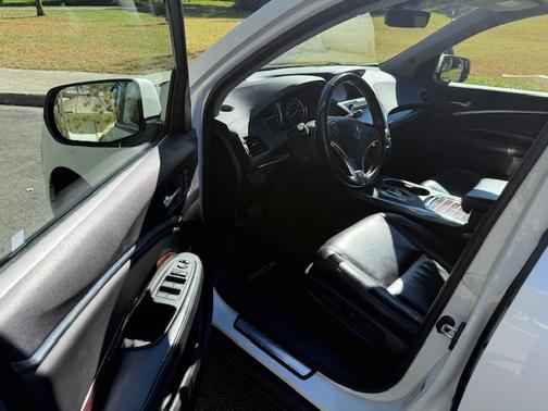 2016 Acura MDX 3.5L w/Advance Package