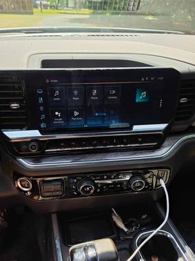 White 2022 Chevrolet Silverado 1500 LTZ