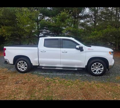 White 2022 Chevrolet Silverado 1500 LTZ