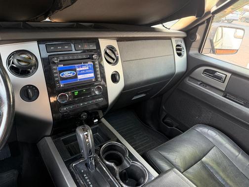 Black 2013 Ford Expedition EL Limited