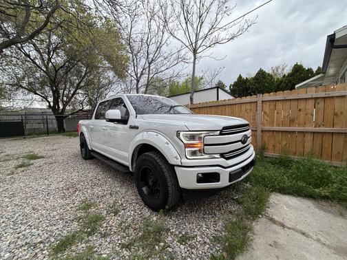 White 2018 Ford F-150 Lariat